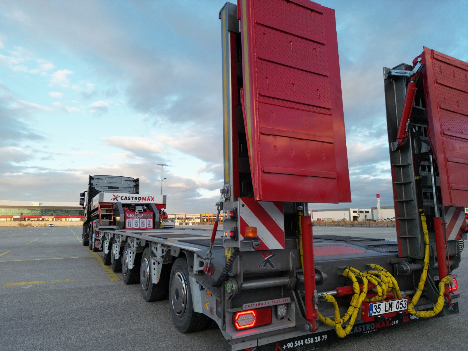 Worldwide freight services